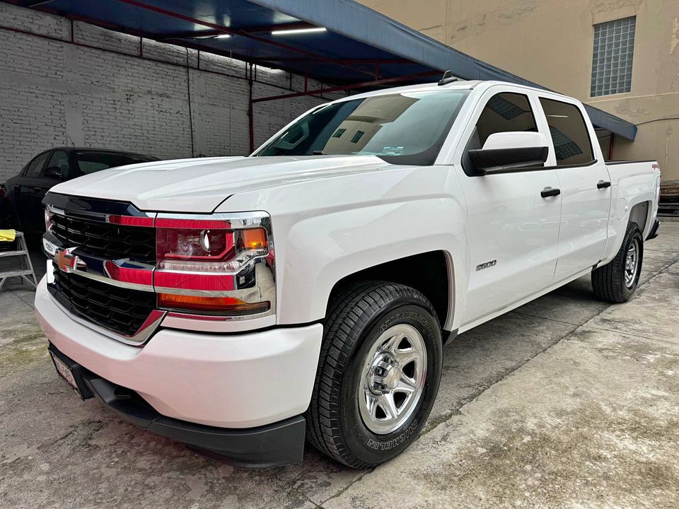 Chevrolet Silverado 2500 2017 At
